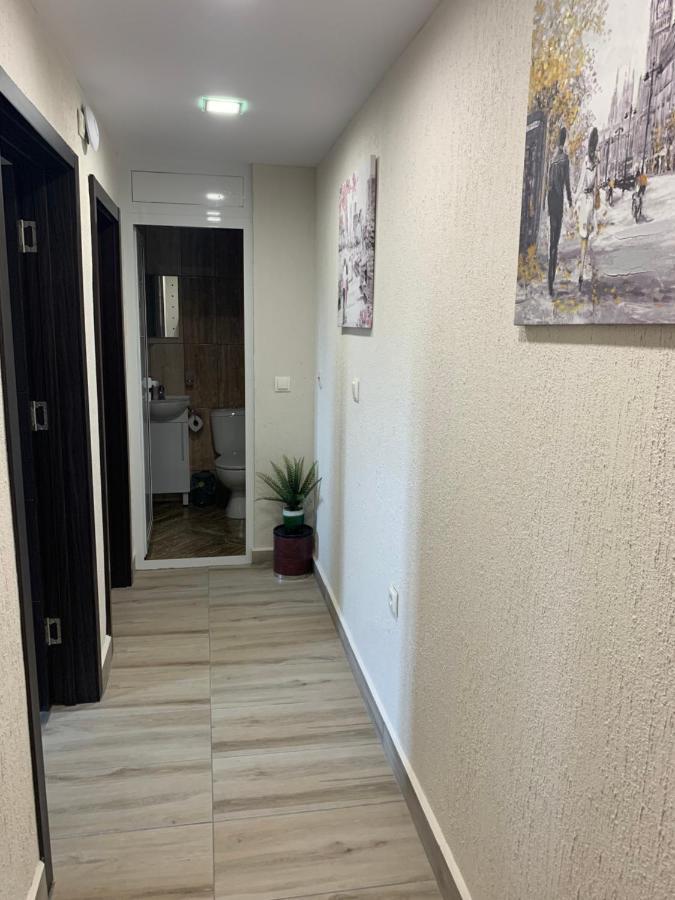 Apartment Zdravets 2, In The Heart Of The Old City ヴェリコ・タルノヴォ エクステリア 写真